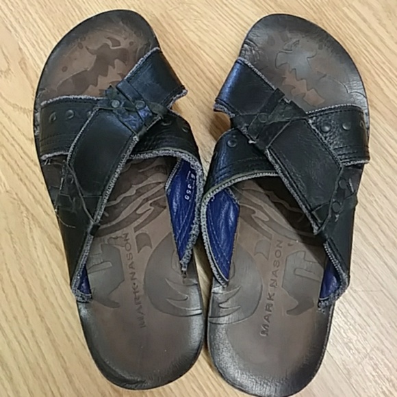 mark nason mens flip flops